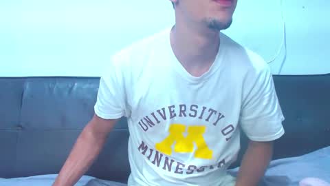 MeridandWither online show from December 3, 9:06 am