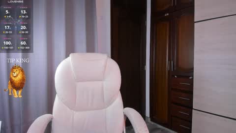 instagram fernandatoloza01  online show from March 22, 2:04 am