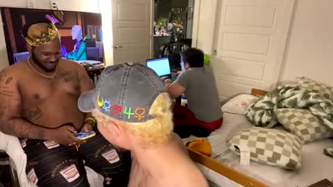 Merlinz Magic online show from February 21, 4:51 am