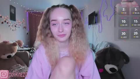 Sara online show from April 12, 3:05 pm