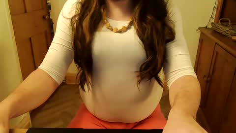 messyxdresser online show from January 11, 12:33 am
