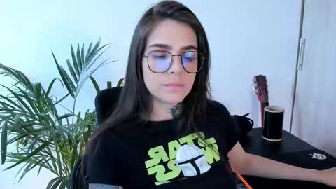 Meurif online show from November 19, 8:29 pm