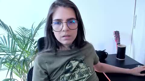 Meurif online show from November 13, 4:31 pm