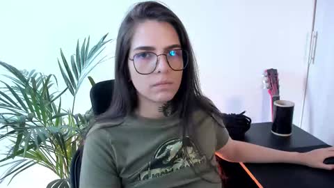 Meurif online show from November 14, 7:16 pm