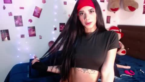 meygan_ online show from November 6, 4:48 am