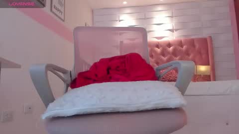 Snapshot of mhellissaw chatting on March 1, 6:46 am melissa online show from March 1, 6:46 am