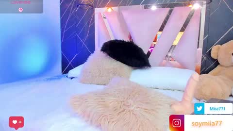 Mia online show from March 14, 5:00 am