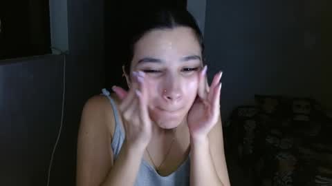 Mia online show from June 2, 4:58 am