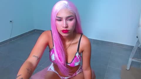 mia_brown69 online show from August 3, 12:00 pm