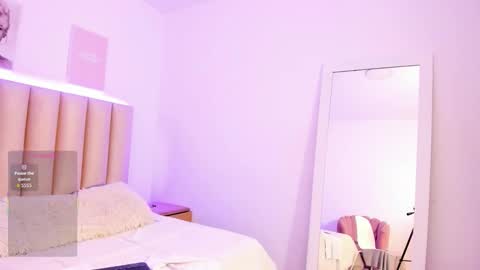 mia_corner online show from February 20, 6:26 am