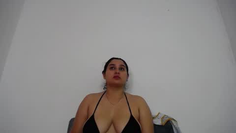 M I A online show from November 27, 11:18 am