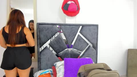 mia fox online show from November 24, 12:04 pm