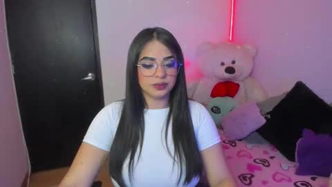 Mia J Abbey online show from November 2, 10:32 pm