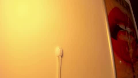 Val  online show from October 27, 11:32 am