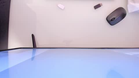    online show from November 4, 12:17 pm