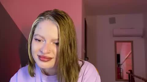 Snapshot of mia_kamp chatting on September 8, 8:41 pm Mia online show from September 8, 8:41 pm