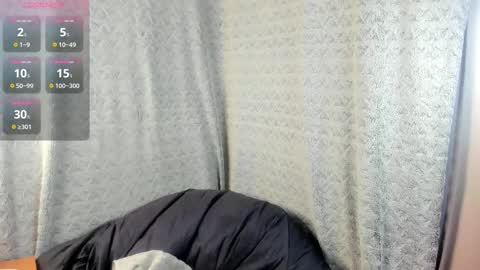 mia_lores online show from March 3, 9:05 am