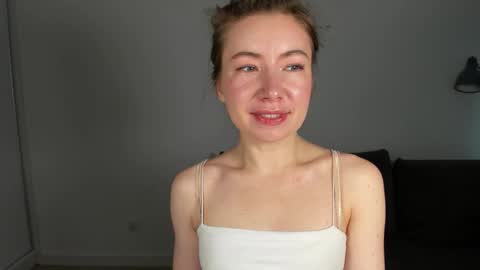 Mia online show from January 15, 7:50 am