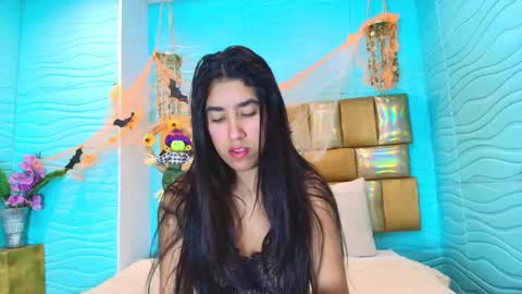 Snapshot of mia_montess chatting on October 22, 12:40 pm mia montess online show from October 22, 12:40 pm