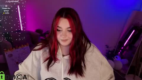 Mia online show from May 10, 1:34 am