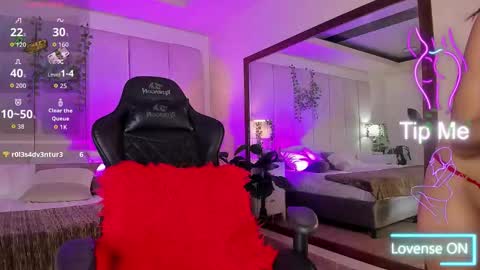 mia rousse25 online show from February 12, 4:54 pm