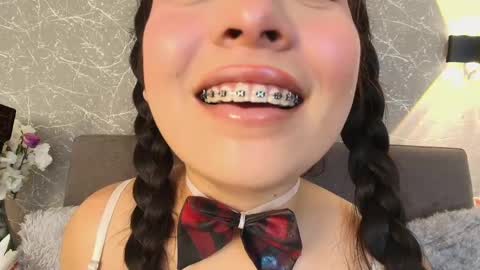 Mia Roux online show from February 23, 1:57 am