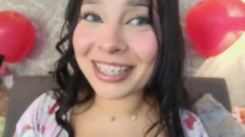 Mia Roux online show from February 17, 1:15 am