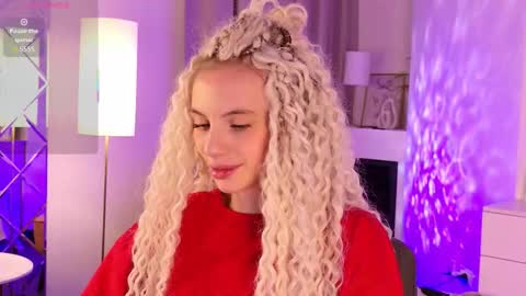 Mia online show from January 12, 6:42 am