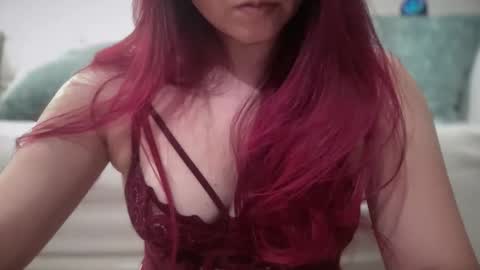 Mia online show from March 25, 4:47 pm