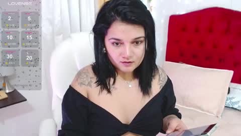 Mia  online show from September 13, 2:47 am