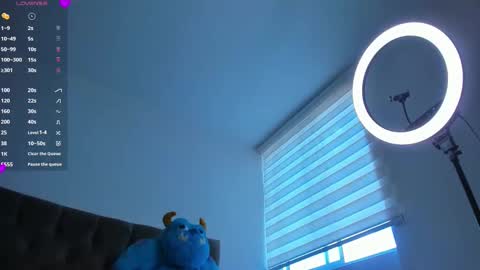    online show from September 23, 4:01 pm