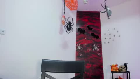 miaa_sccott_ online show from October 24, 1:01 pm