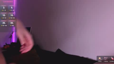 mia online show from January 14, 8:28 pm