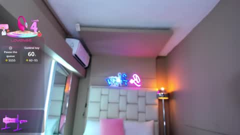 Mia Camille online show from April 29, 7:08 pm