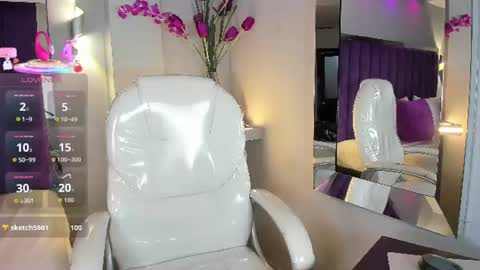 Mia Camille online show from June 19, 6:47 pm