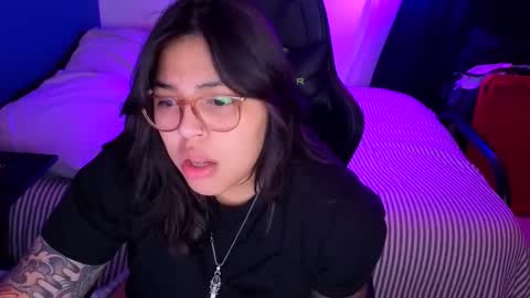 Mia online show from February 16, 2:32 am