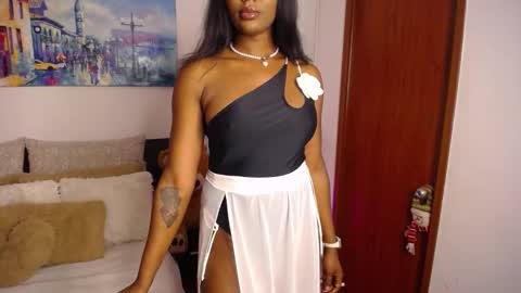 Sofi online show from December 5, 12:21 am