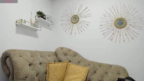 Miah Collins online show from February 10, 11:13 am