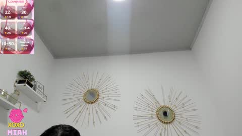 Miah Collins online show from November 18, 11:24 am