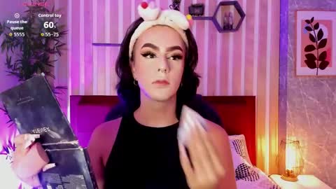 Mia Connor online show from November 5, 7:49 pm