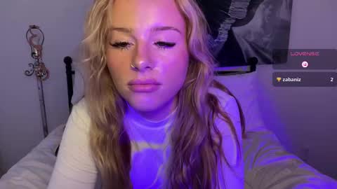 Mia Harper online show from February 28, 11:12 pm