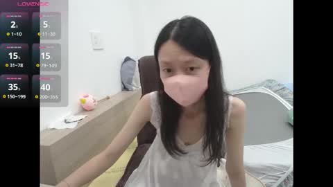 miahchan68 online show from October 18, 1:26 pm