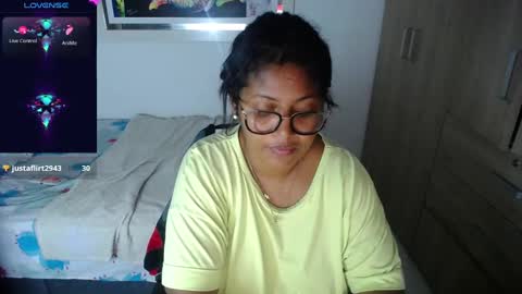 miajoseph_ online show from February 27, 5:29 am
