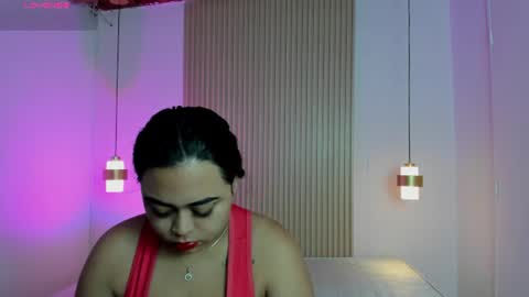 mialane3 online show from June 19, 11:38 am