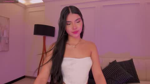 Call me Mia  online show from November 23, 11:41 am