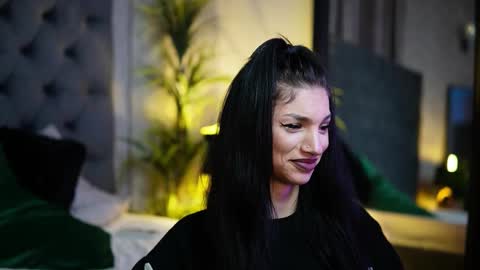  Miami  online show from October 3, 7:22 pm