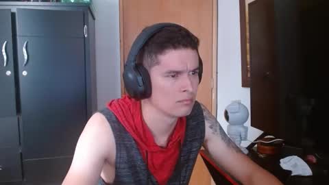 miaou_miaou online show from February 9, 9:06 pm