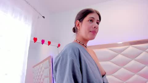 Sweetie Mia online show from March 4, 6:29 pm