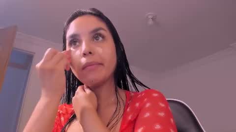 Mia Quevedo online show from July 12, 6:55 pm