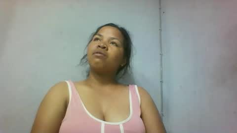 miarii online show from November 23, 2:04 pm